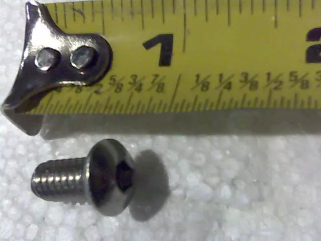 Bad Boy 1/4-20x1/2 BS C/S 18-8 SS Bolt (018-2012-00)